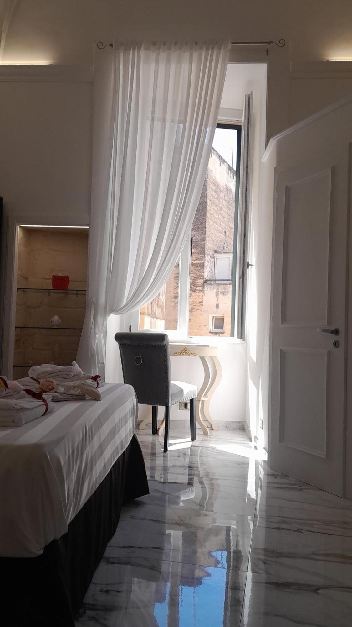 La Dimora Di Re Idomeneo Bed & Breakfast Lecce Exterior photo